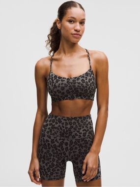 NWT Lululemon Flow Y Bra True Leopard Black, Size 6